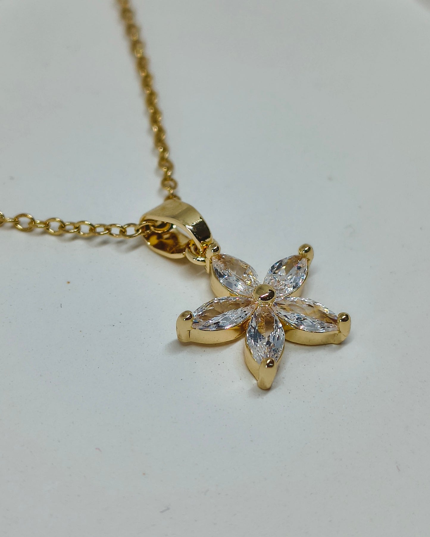 Floral crystal charm pendant necklace