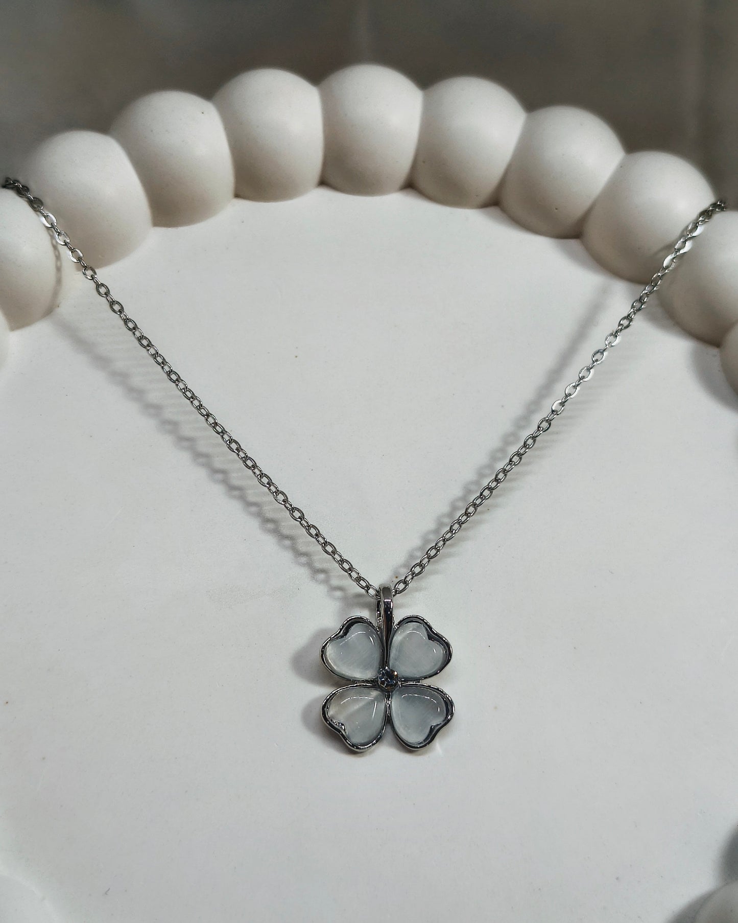 Moon Clover Pendant Necklace (Silver color)