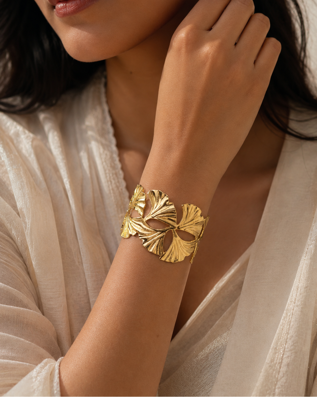 Artistic Leaf Cuff Bracelet