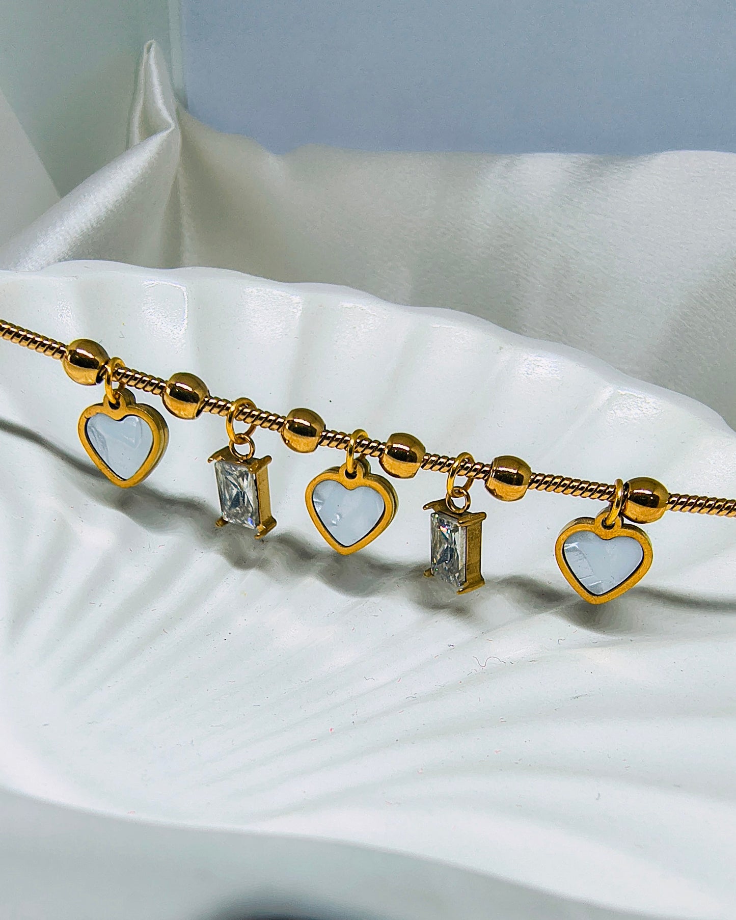 Love link charm bracelet