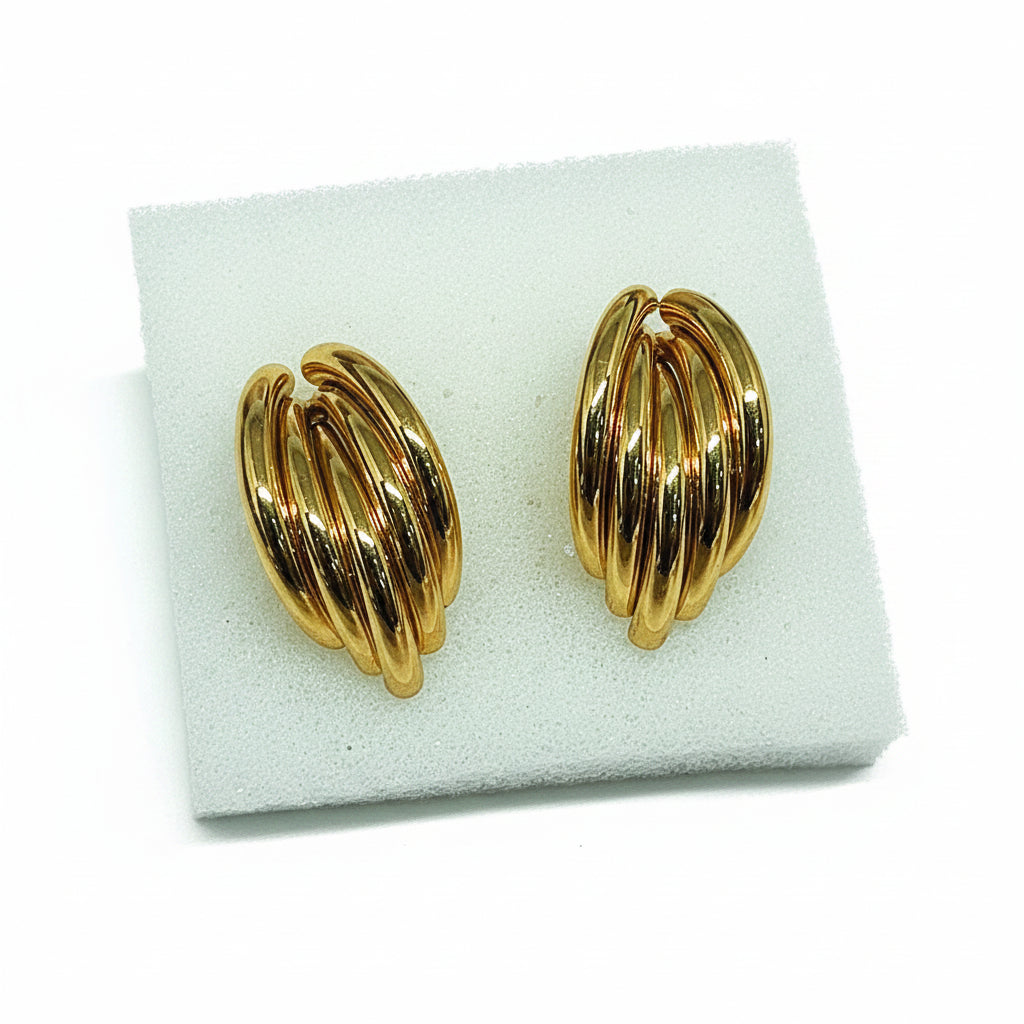 Ripple curve hoop earrings