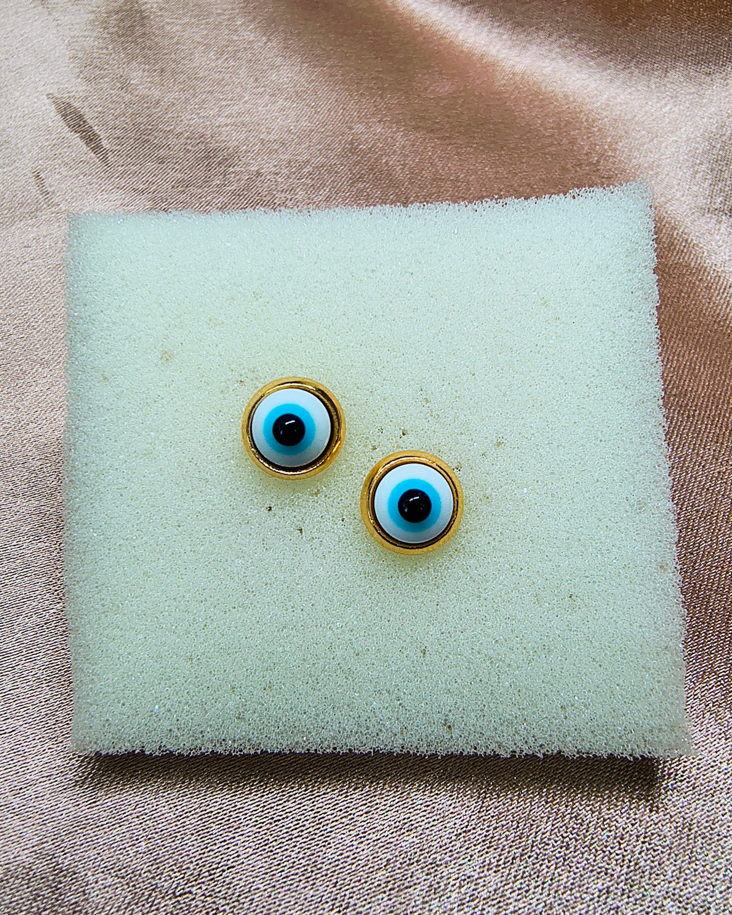 Classic evil eye mini stud earrings