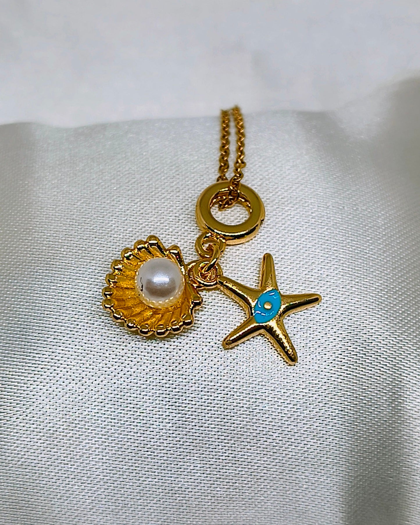 Ocean pearl charm pendant necklace