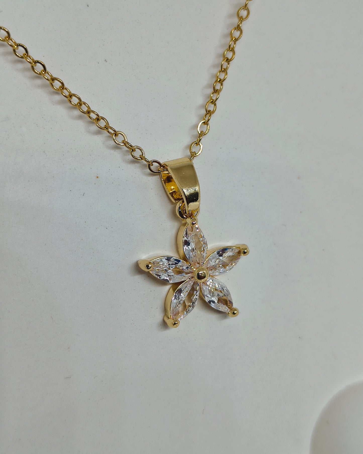 Floral crystal charm pendant necklace