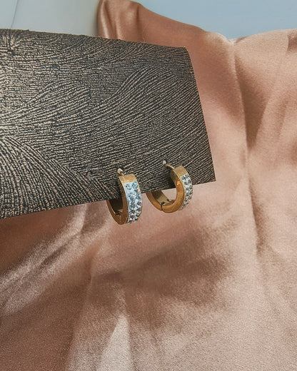 Minimal glam huggie hoop earrings