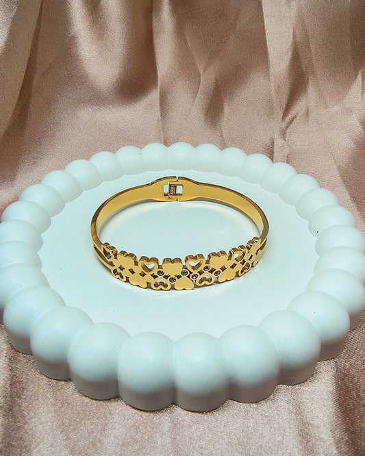 Lucky heart charm kada bracelet