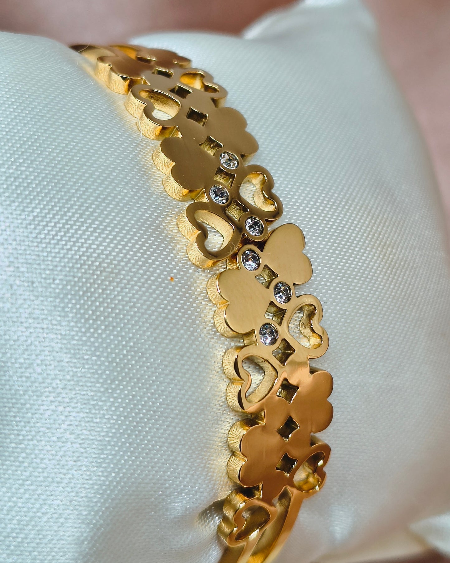 Lucky heart charm kada bracelet