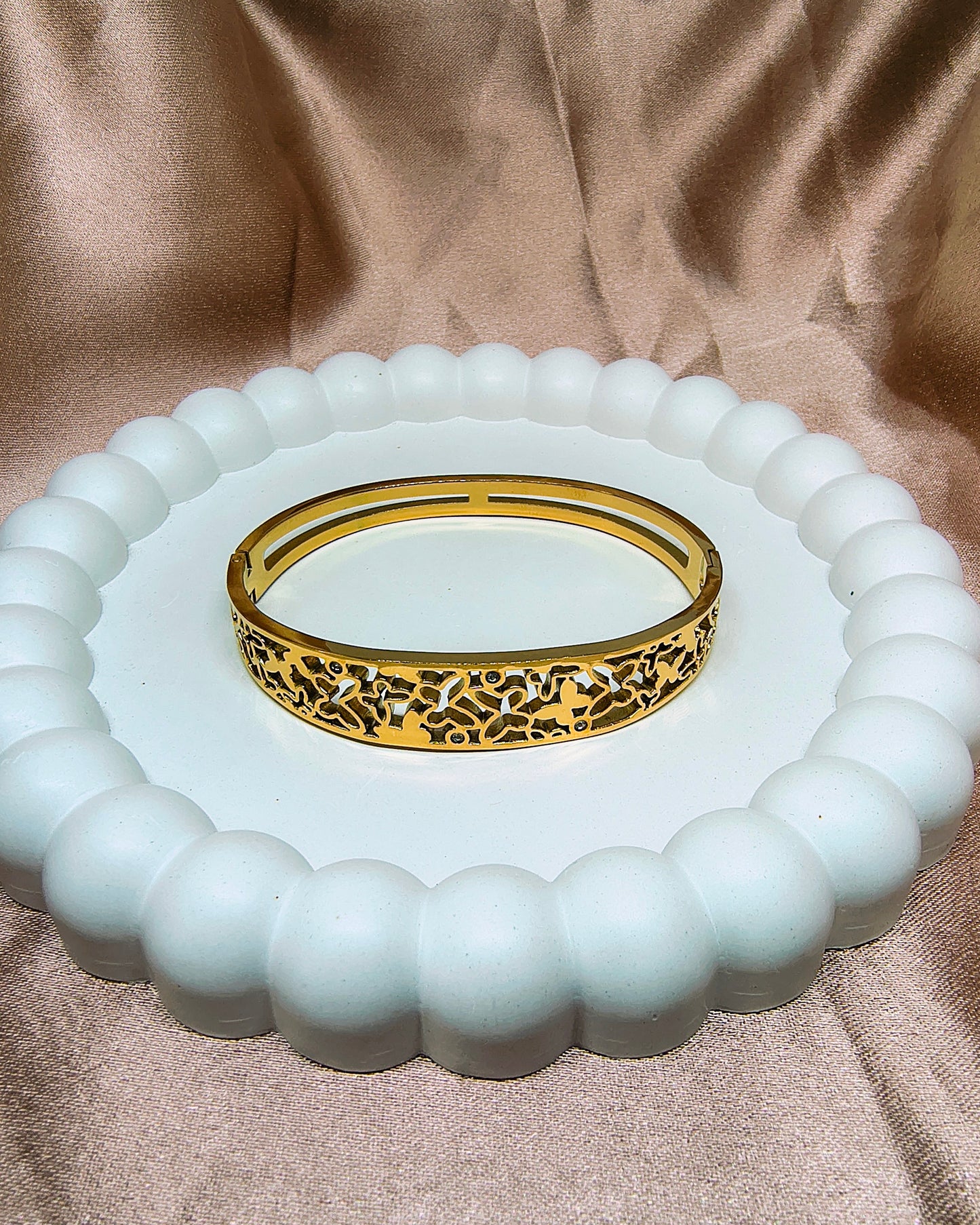 Butterfly filigree kada bracelet