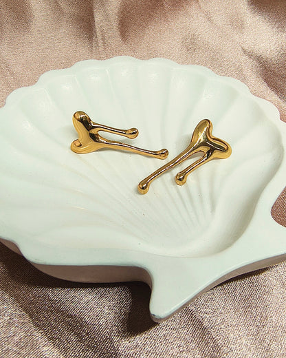 Melting heart stud earrings