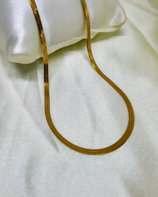 Silken flow chain necklace