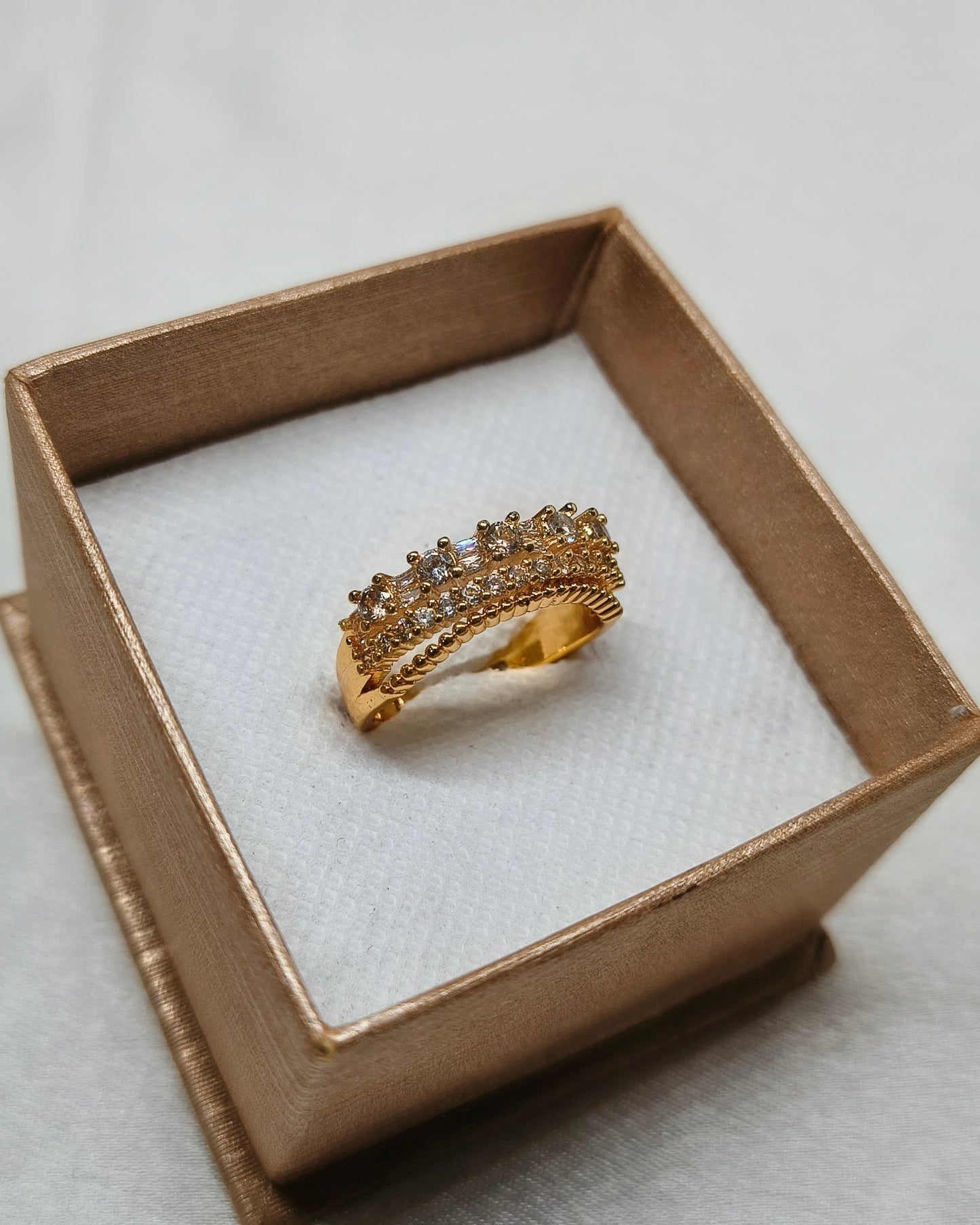 Royal crown zircon adjustable ring