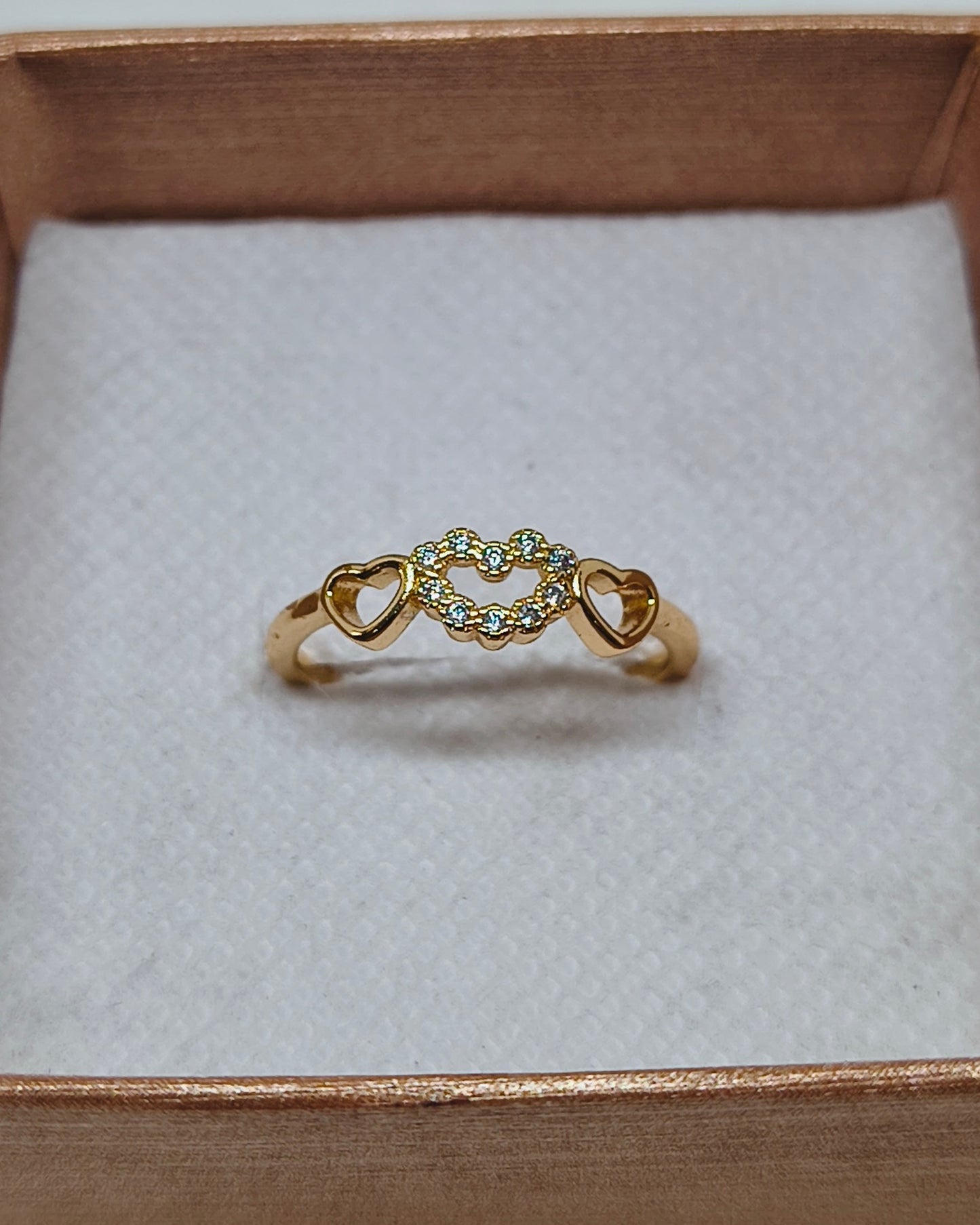 Dainty love loop adjustable ring