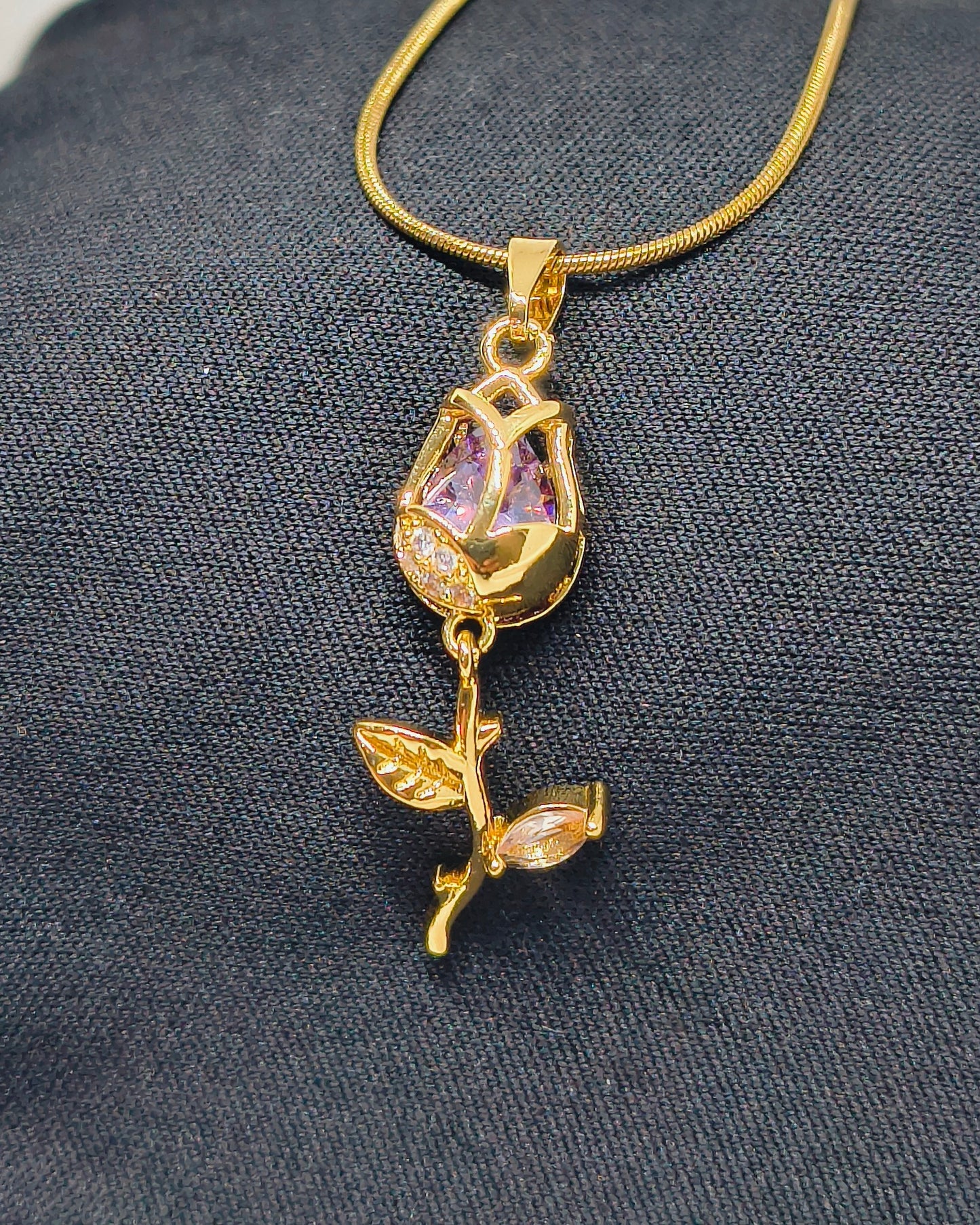Lavender bloom pendant necklace