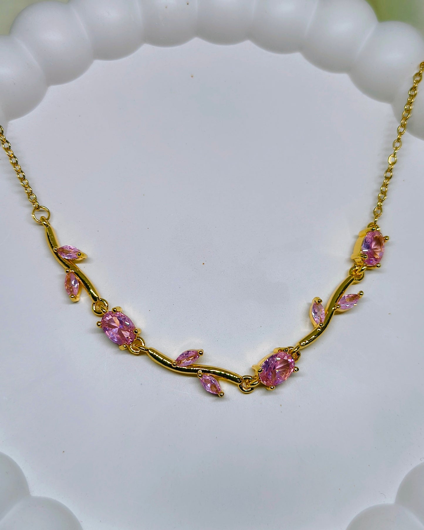 Pink color tulip pendant necklace
