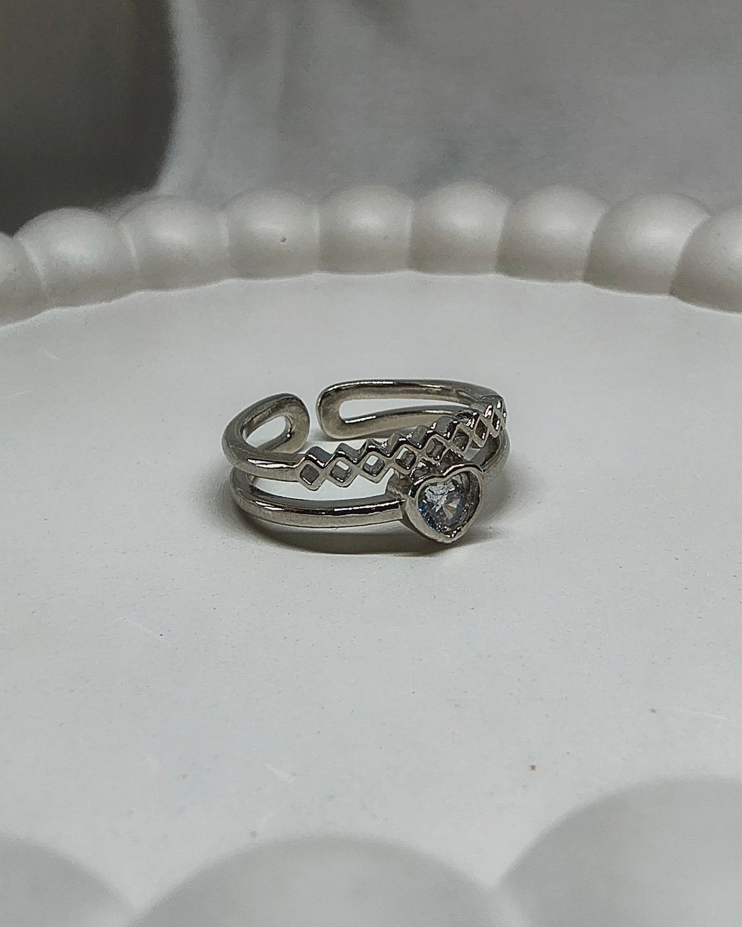 Heart aura adjustable ring (silver color)