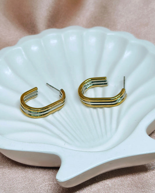 Dual tone line hoop earrings