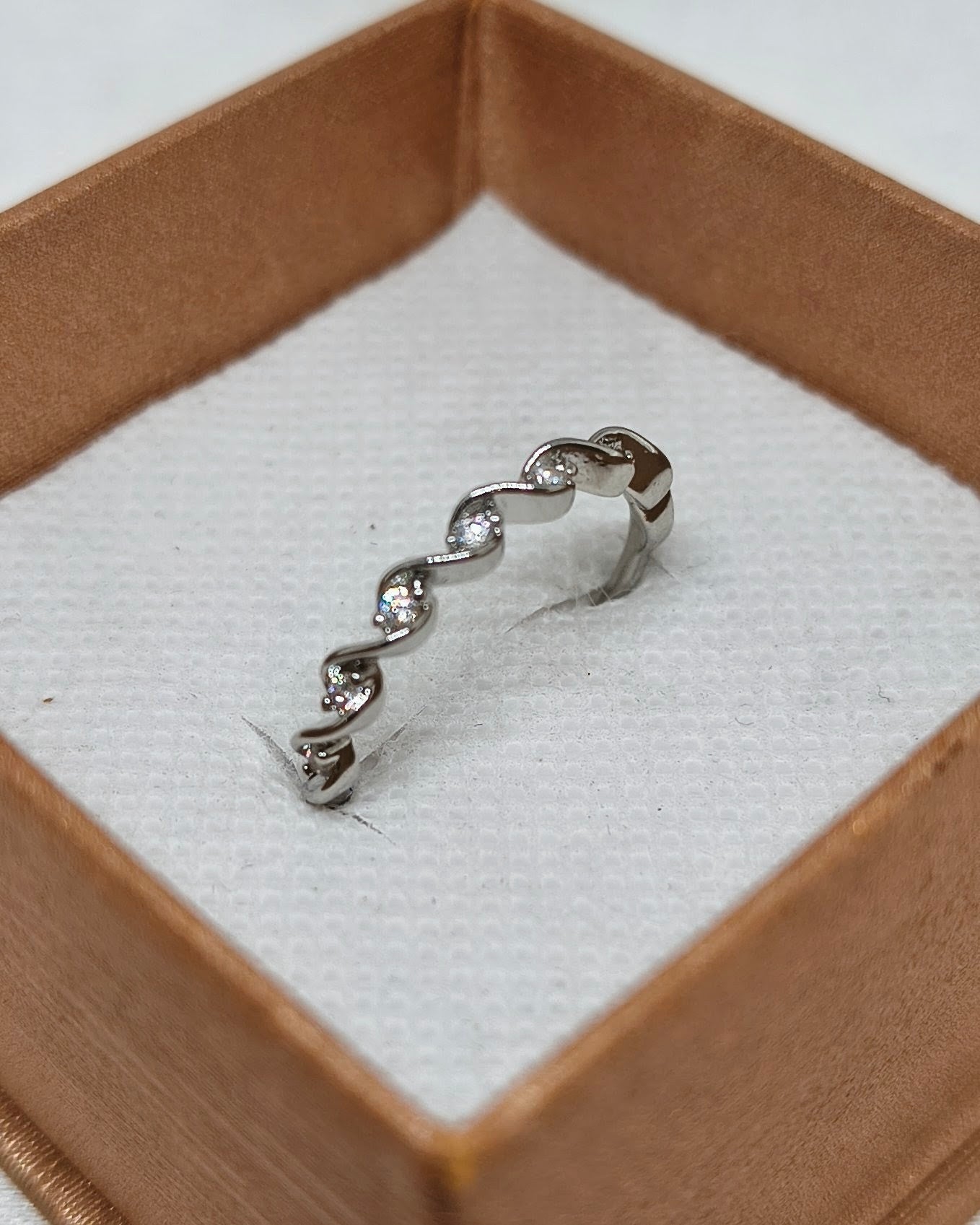 Twisted wave adjustable ring (silver color)