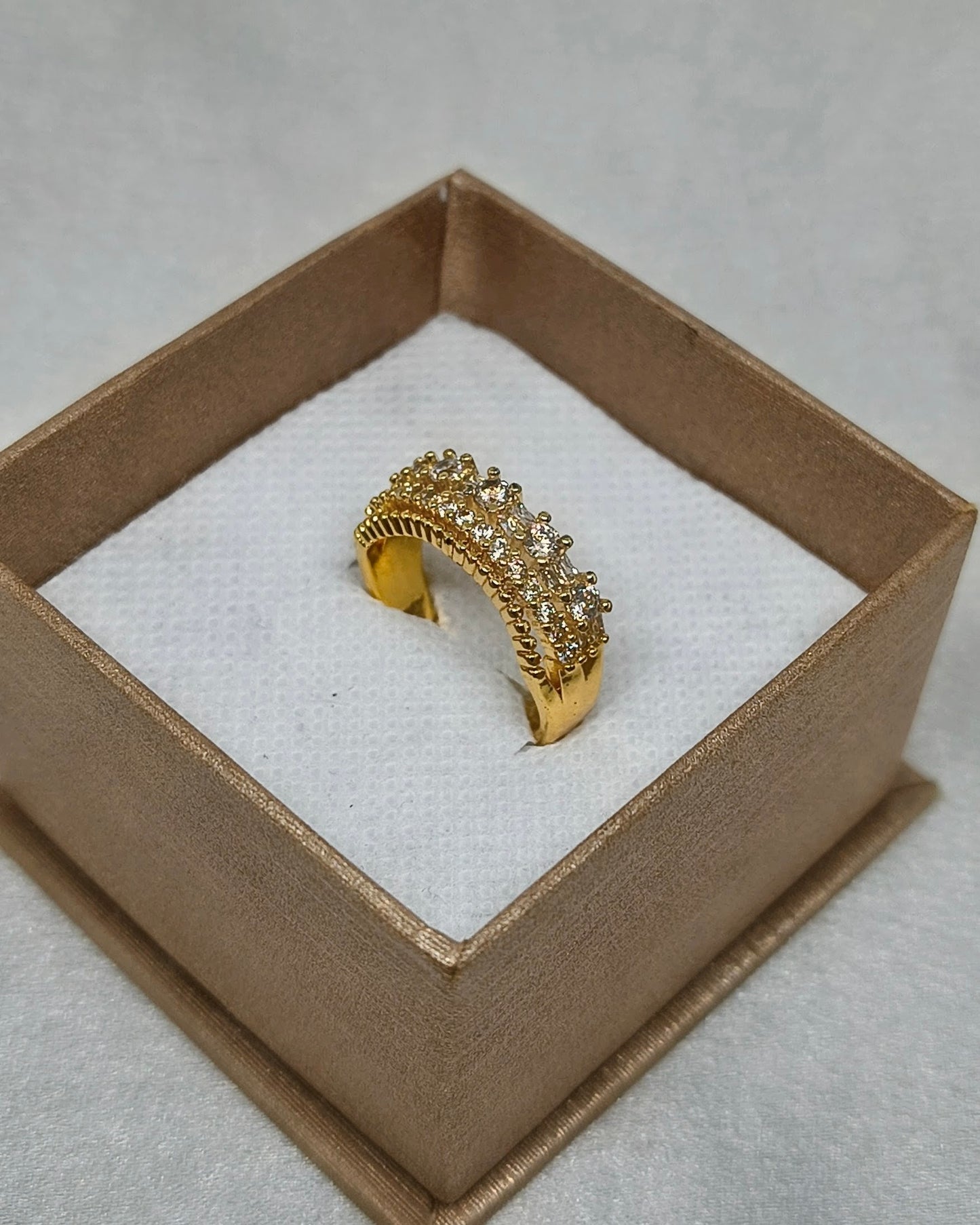 Royal crown zircon adjustable ring