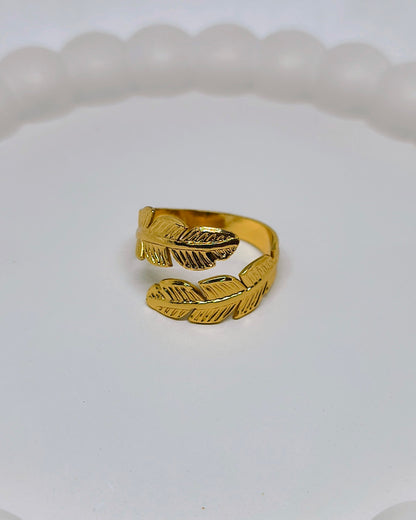 Twin feather adjustable ring