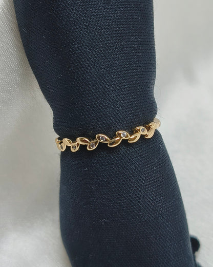 Midnight leaf adjustable ring